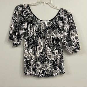 Body Central women’s Floral Black and White Women's crop Top size small